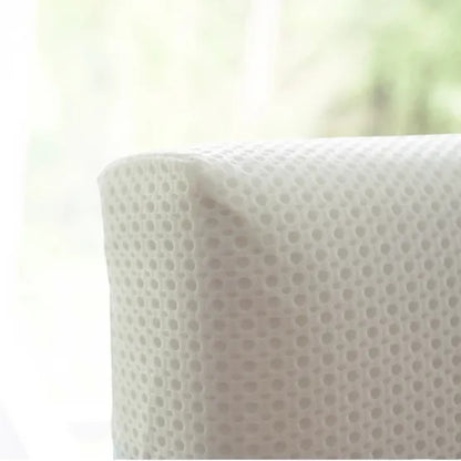 Modugreen Baby Breathe-Safe mini crib mattress featuring a white 3D polyester lattice breathable cover.